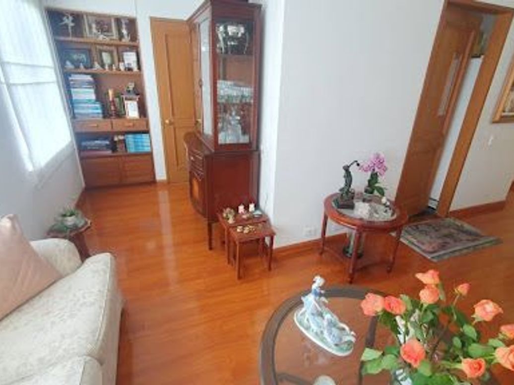 Apartamento de 3 alcobas en venta en Icata, Bogotá, 80 m² · foto 2 de 20