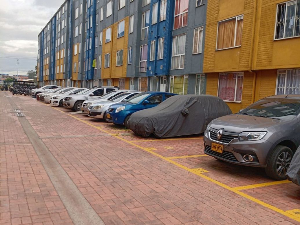 Apartamento de 3 alcobas en venta en San Bernardino Diecisiete, Bogotá, 44 m² · foto 9 de 9