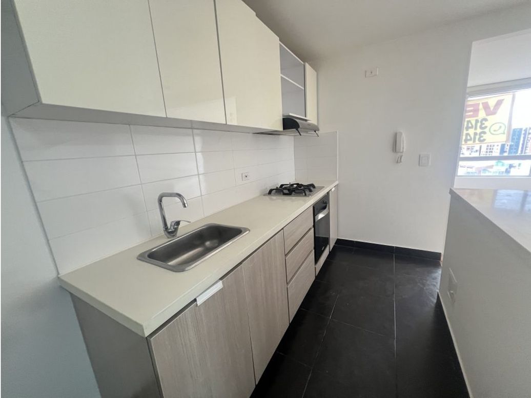 Apartamento de 3 alcobas en venta en Gran Granada, Bogotá, 77 m² · foto 4 de 20