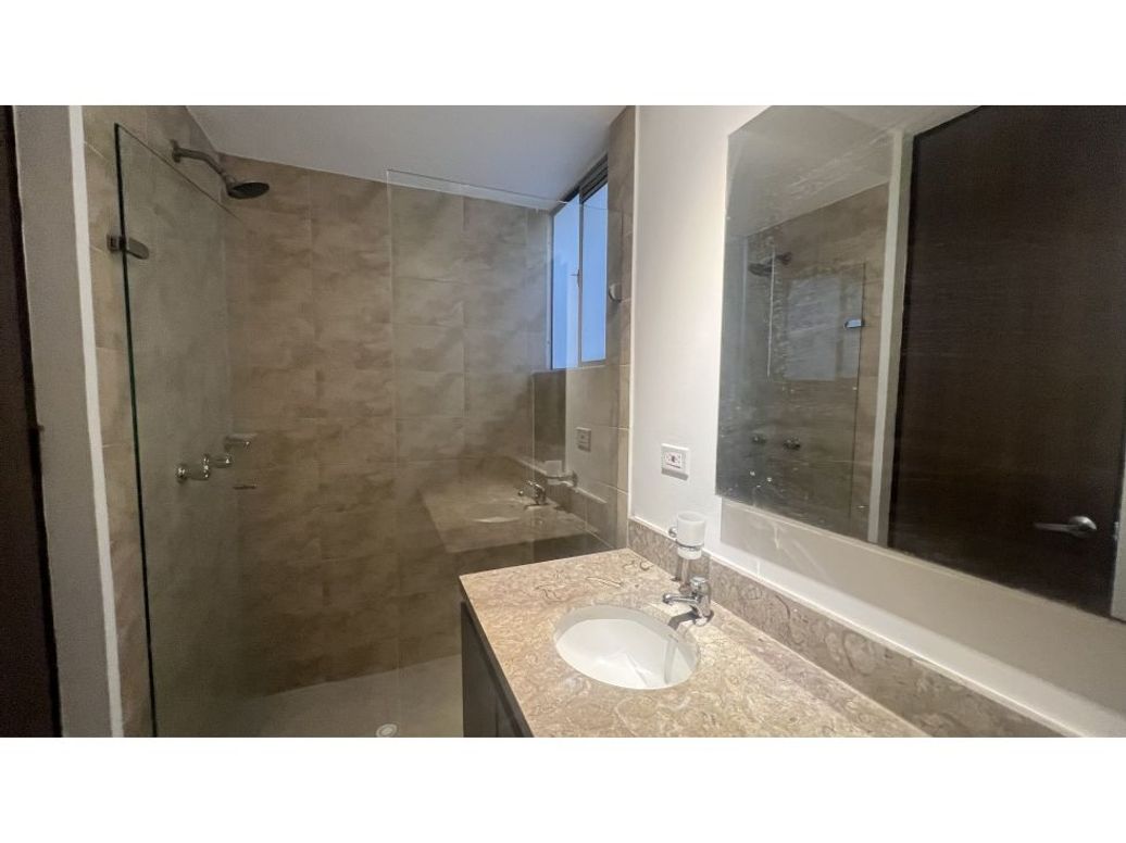 Apartamento de 3 alcobas en venta en Gran Granada, Bogotá, 77 m² · foto 17 de 20