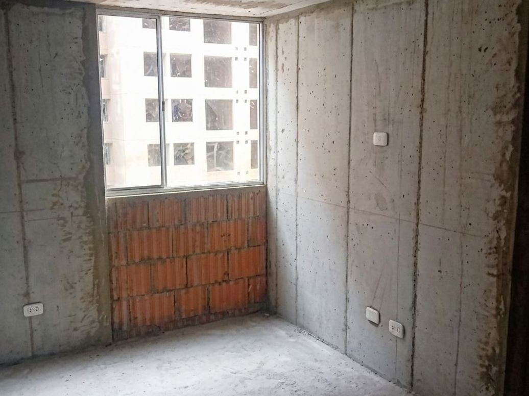 Apartamento de 2 alcobas en venta en Almagrario, Bogotá, 43 m² · foto 2 de 5