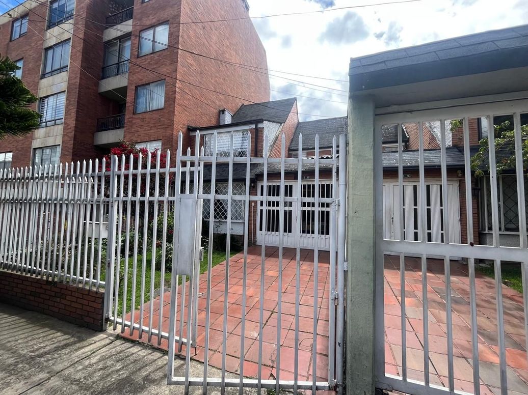 Casa de 3 alcobas en venta en Cedritos, Bogotá, 155 m² · foto 17 de 20