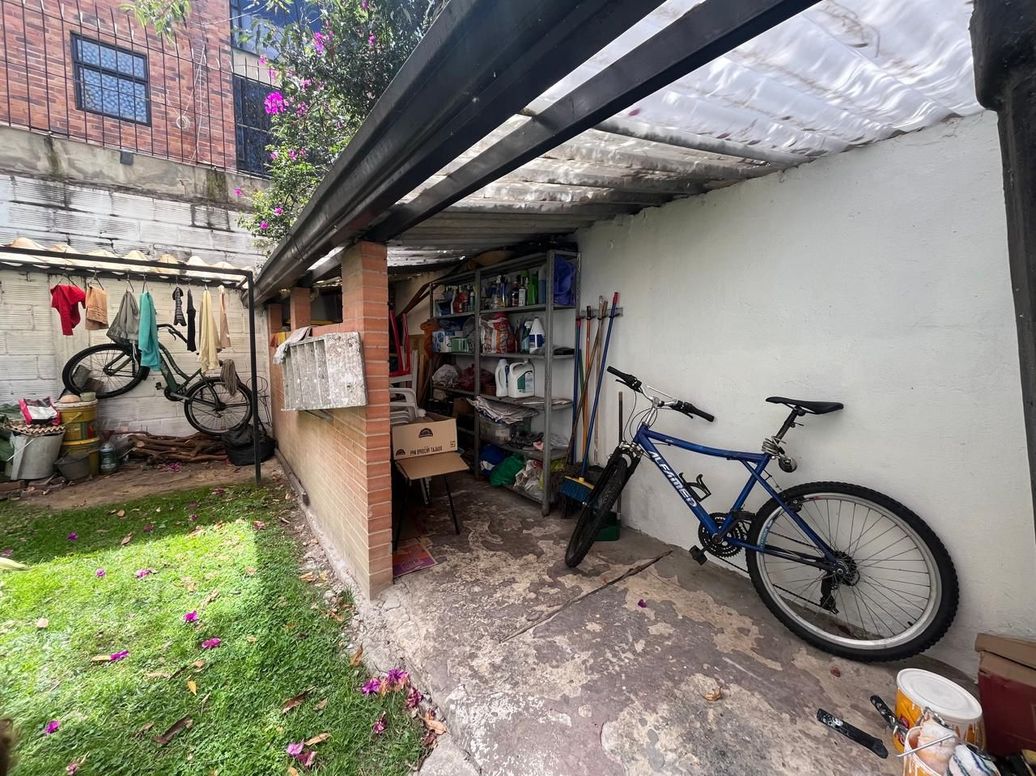 Casa de 3 alcobas en venta en Cedritos, Bogotá, 155 m² · foto 10 de 20