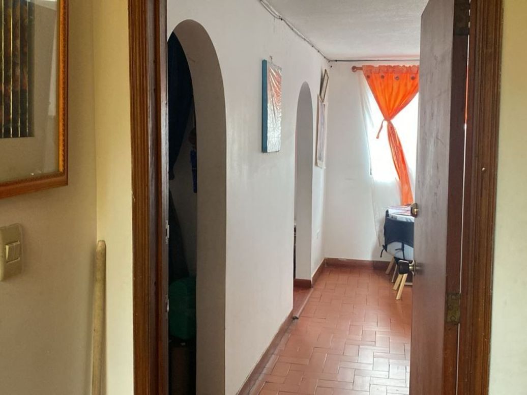 Casa de 6 alcobas en venta en Prado Veraniego, Bogotá, 320 m² · foto 4 de 10