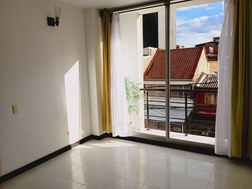 Apartaestudio en venta en Chapinero Sur Occidental, Bogotá, 26 m² · foto 2 de 10