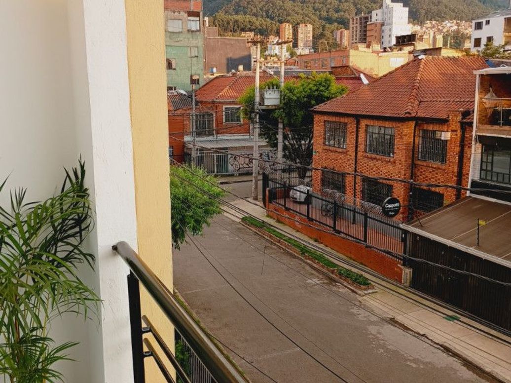 Apartaestudio en venta en Chapinero Sur Occidental, Bogotá, 26 m² · foto 3 de 10