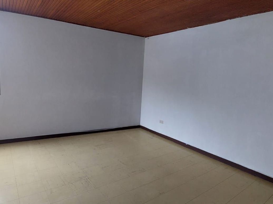 Apartamento de 3 alcobas en venta en Las Nieves, Bogotá, 135 m² · foto 13 de 18