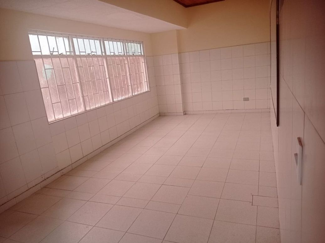 Casa de 13 alcobas en arriendo en La Castellana, Bogotá, 400 m² · foto 14 de 20