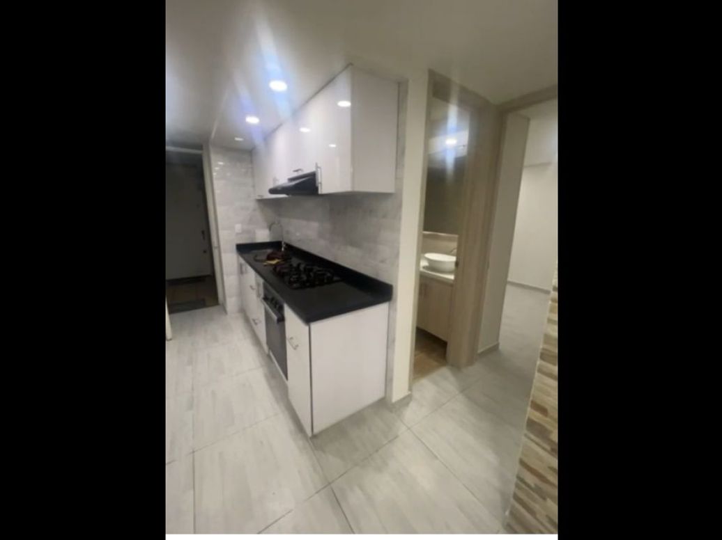 Apartamento de 2 alcobas en venta en Puente Aranda, Bogotá, 42 m² · foto 4 de 11