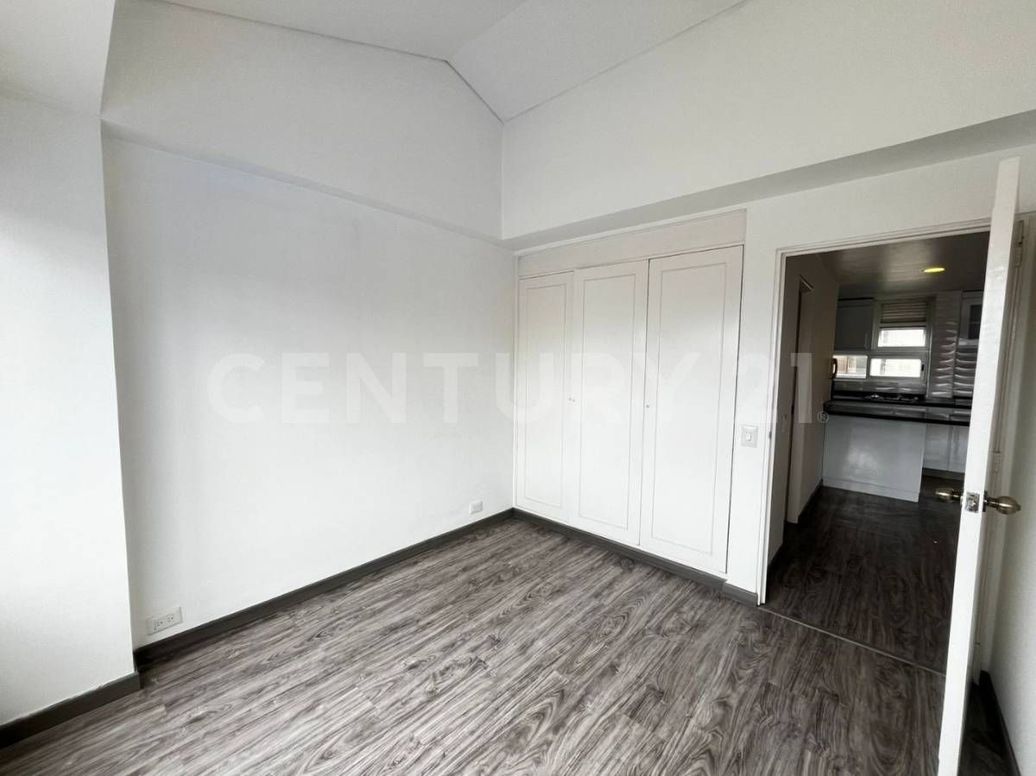 Apartamento de 2 alcobas en venta en La Porciuncula, Bogotá, 75 m² · foto 4 de 19