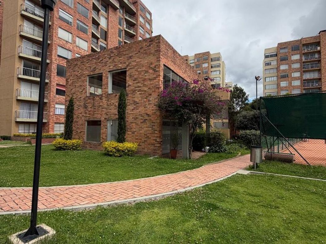 Apartamento de 3 alcobas en venta en Atenas, Bogotá, 103 m² · foto 14 de 20