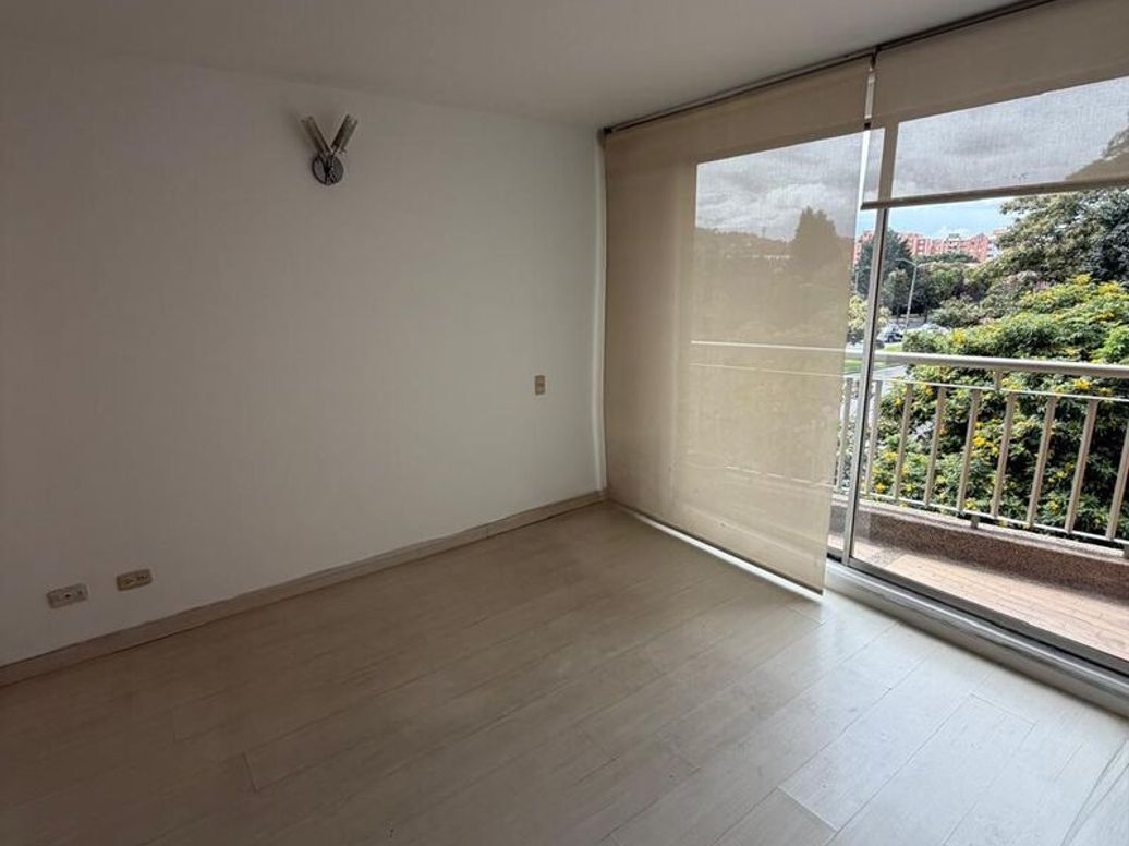 Apartamento de 3 alcobas en venta en Atenas, Bogotá, 103 m² · foto 12 de 20