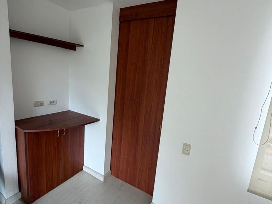 Apartamento de 3 alcobas en venta en Atenas, Bogotá, 103 m² · foto 8 de 20