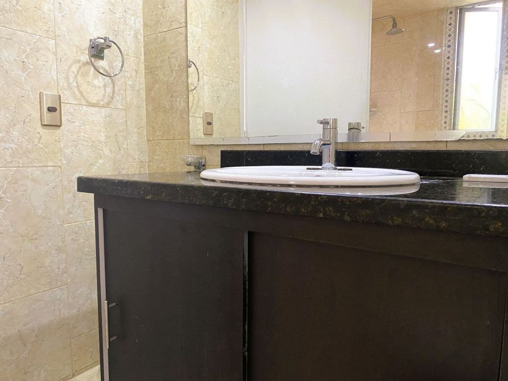 Apartamento de 2 alcobas en venta en El Refugio, Bogotá, 177 m² · foto 17 de 20