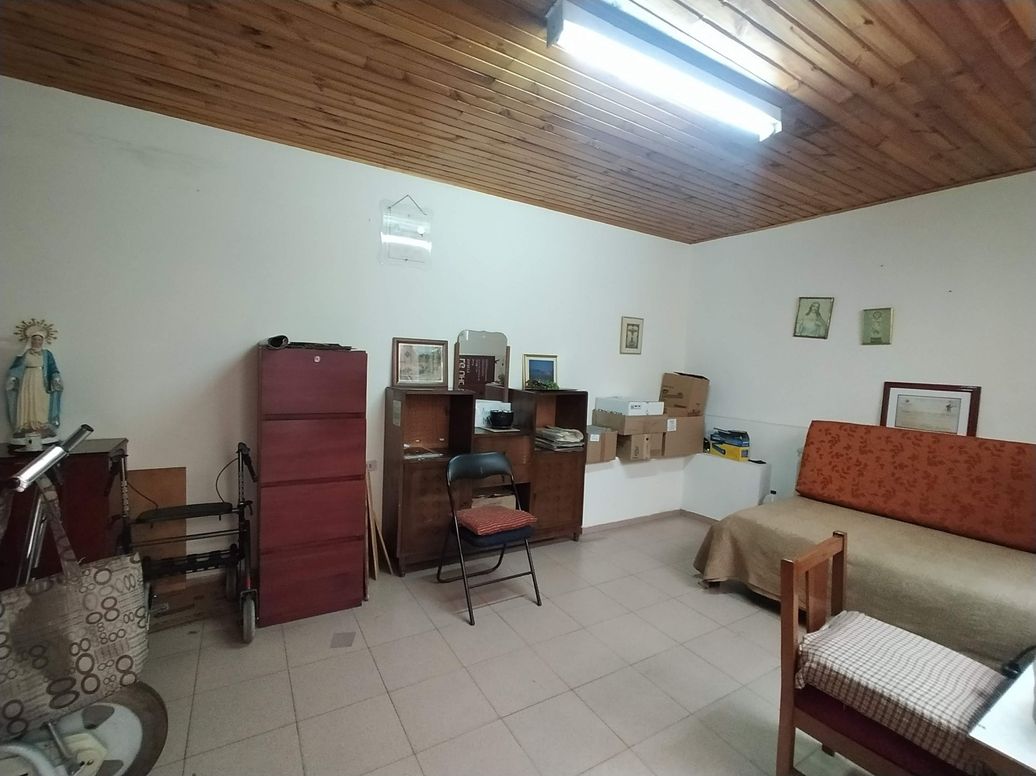 Casa de 8 alcobas en venta en San Isidro, Bogotá, 322 m² · foto 3 de 20