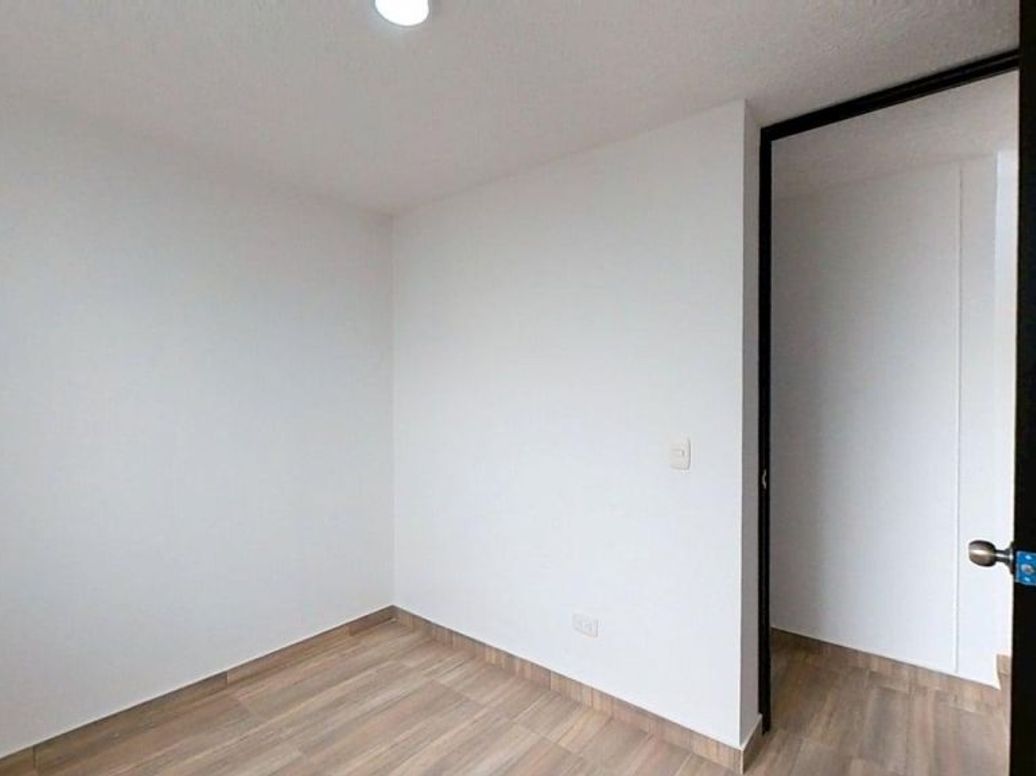 Apartamento de 2 alcobas en venta en Tibana, Bogotá, 38 m² · foto 7 de 15