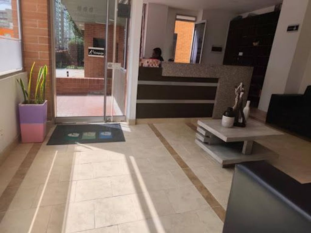 Apartamento de 3 alcobas en venta en Gran Granada, Bogotá, 60 m² · foto 3 de 20