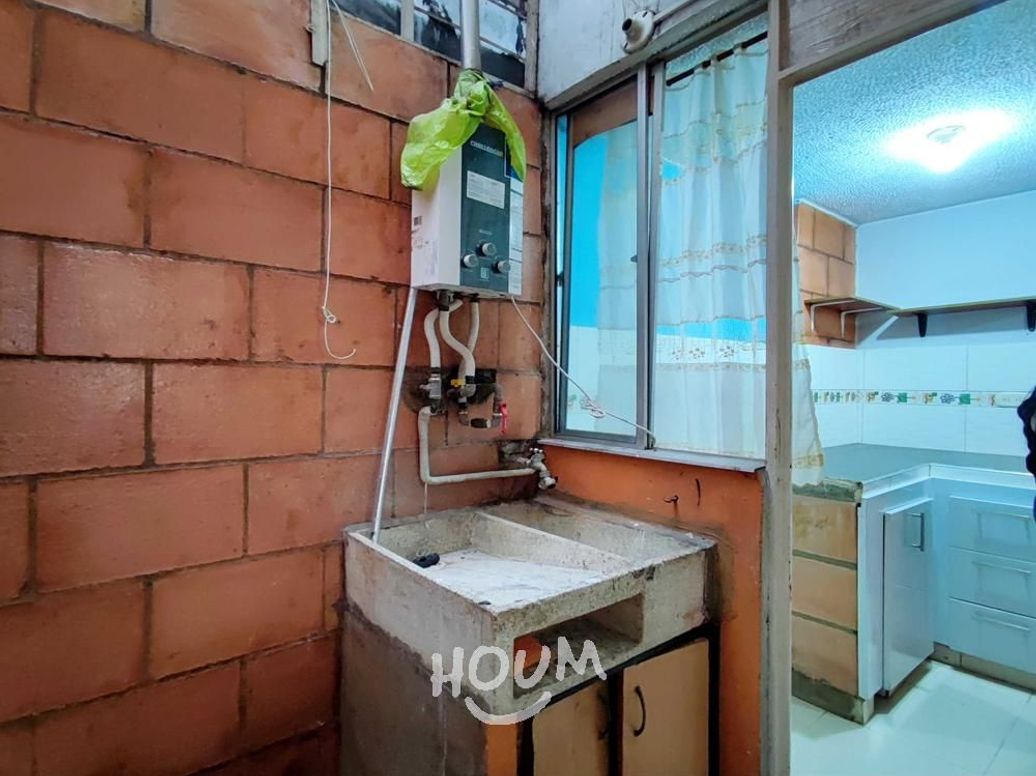 Apartamento de 2 alcobas en venta en Campo Alegre, Bogotá, 50 m² · foto 8 de 20