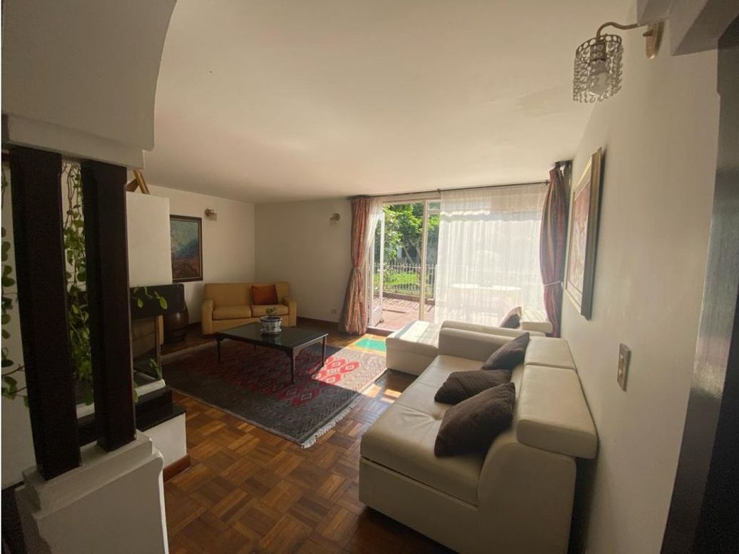 Casa de 5 alcobas en venta en El Contador, Bogotá, 331 m² · foto 7 de 20