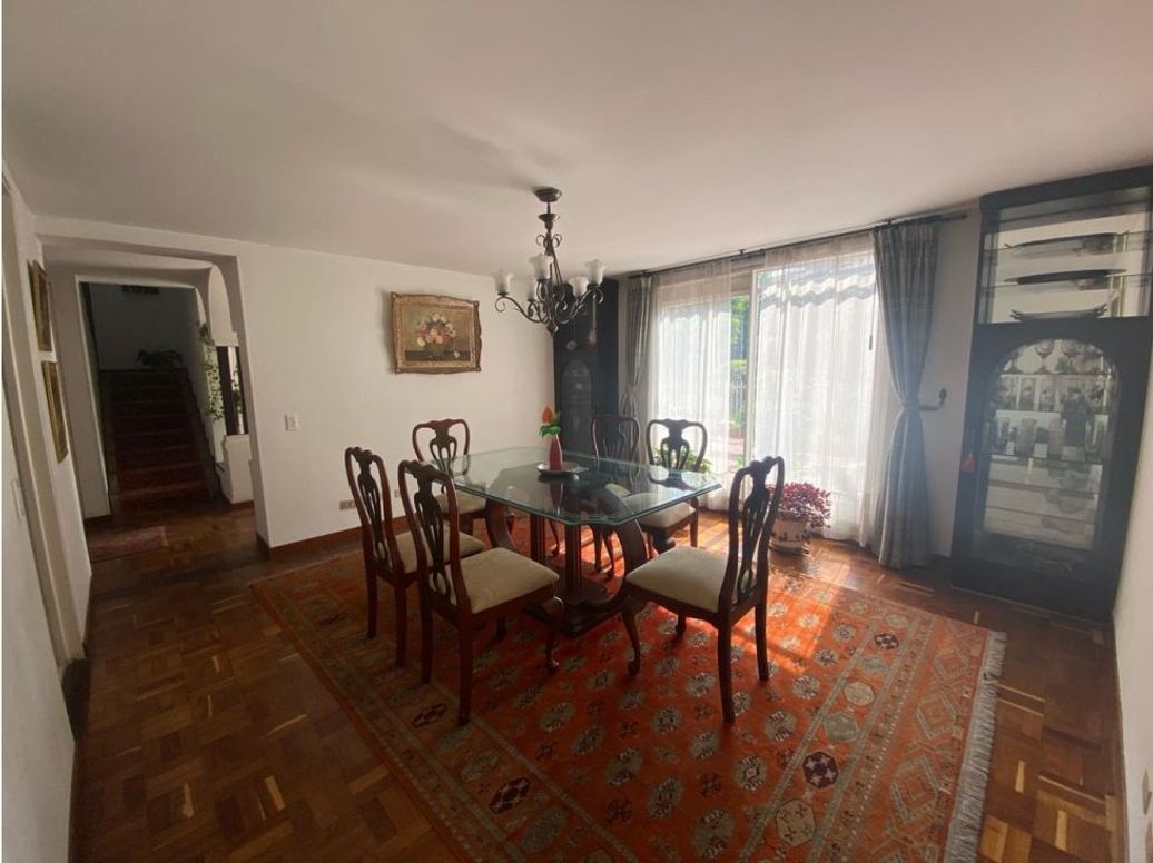 Casa de 5 alcobas en venta en El Contador, Bogotá, 331 m² · foto 11 de 20