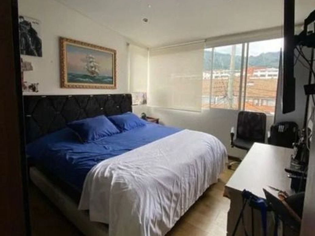 Casa de 4 alcobas en venta en Santa Barbara Central, Bogotá, 250 m² · foto 12 de 12