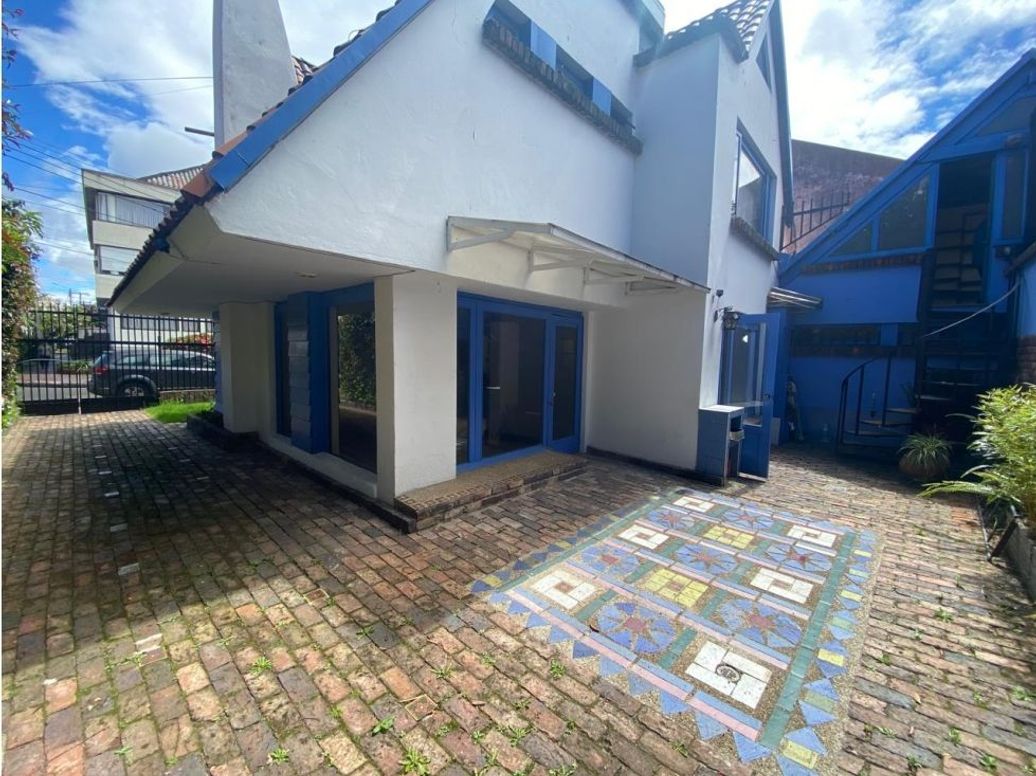 Casa de 3 alcobas en venta en Santa Barbara, Bogotá, 160 m² · foto 3 de 20