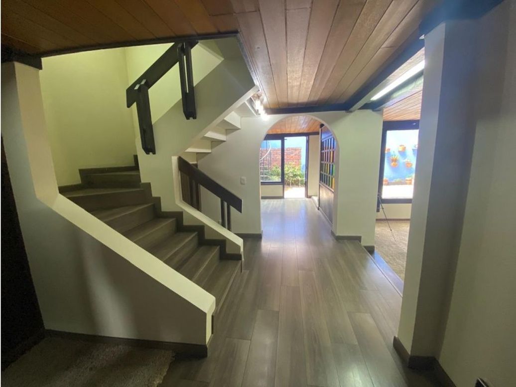 Casa de 3 alcobas en venta en Santa Barbara, Bogotá, 160 m² · foto 10 de 20