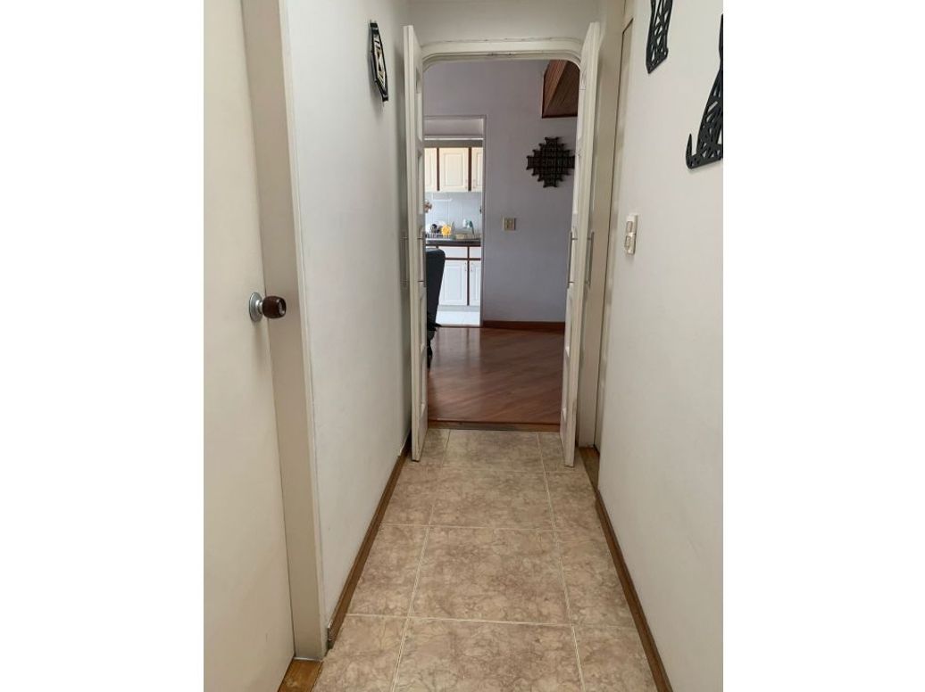 Apartamento de 3 alcobas en venta en Cedritos, Bogotá, 75 m² · foto 6 de 9
