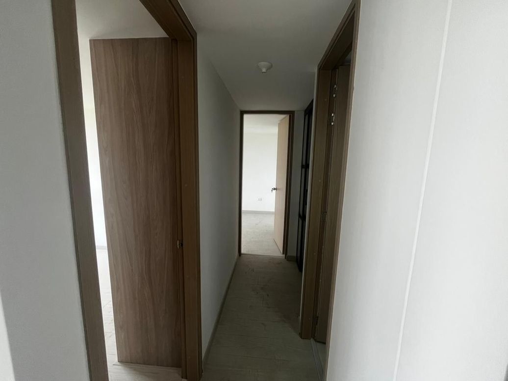 Apartamento de 3 alcobas en venta en Valladolid, Bogotá, 60 m² · foto 9 de 18
