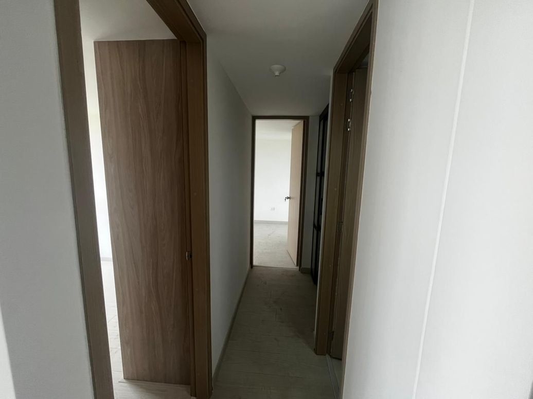 Apartamento de 3 alcobas en venta en Valladolid, Bogotá, 61 m² · foto 8 de 17