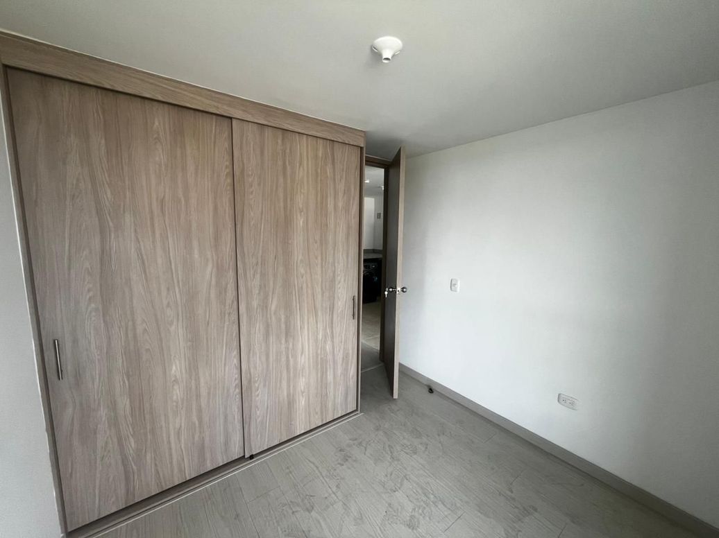 Apartamento de 3 alcobas en venta en Valladolid, Bogotá, 61 m² · foto 12 de 17