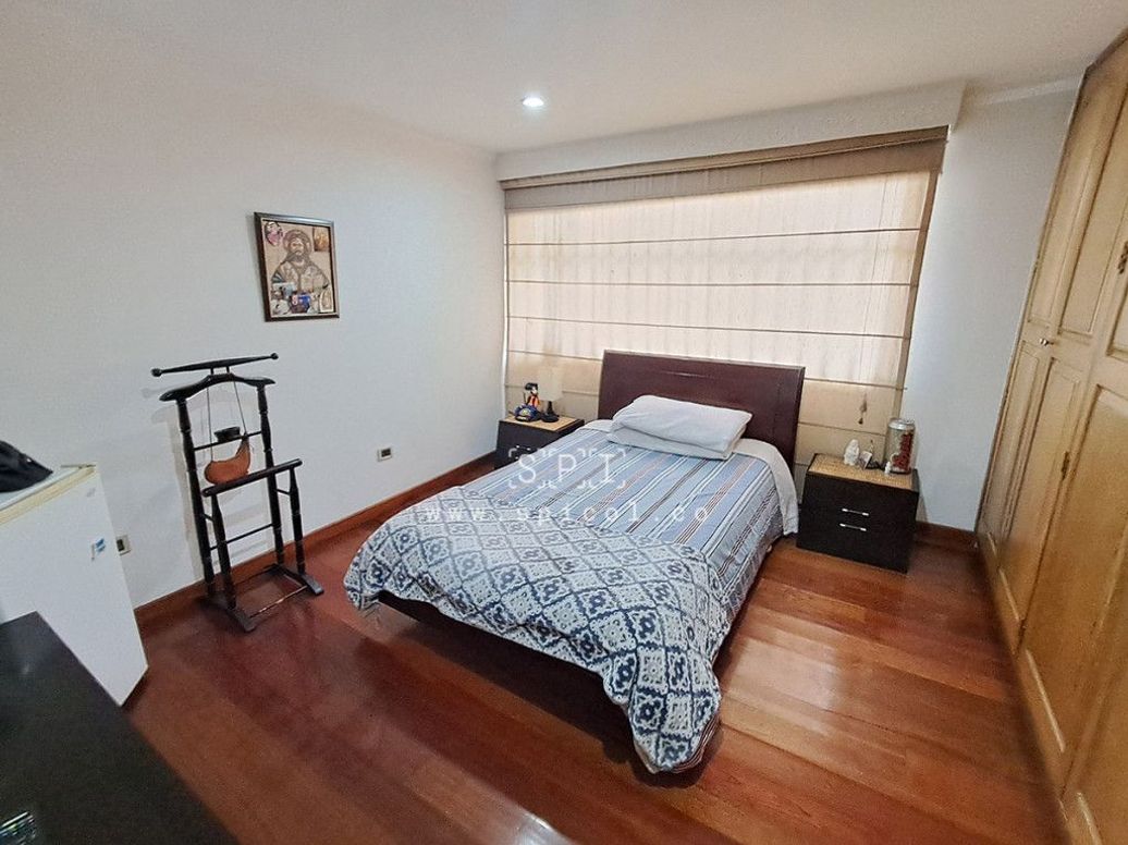 Apartamento de 4 alcobas en venta en Molinos Norte, Bogotá, 144 m² · foto 12 de 20