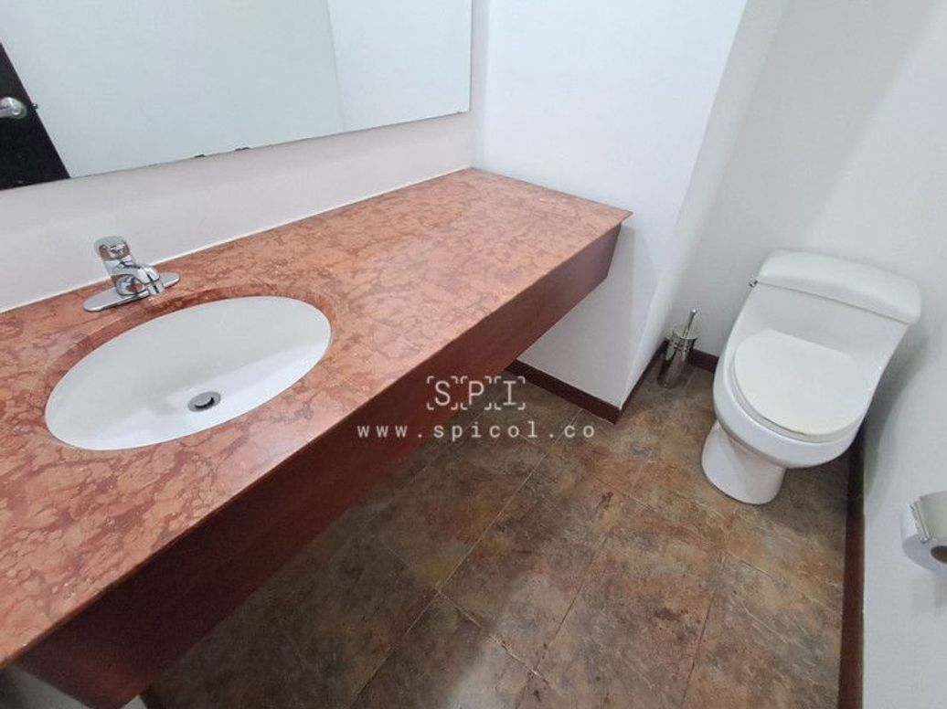 Apartamento de 3 alcobas en venta en Los Alpes, Bogotá, 140 m² · foto 7 de 17
