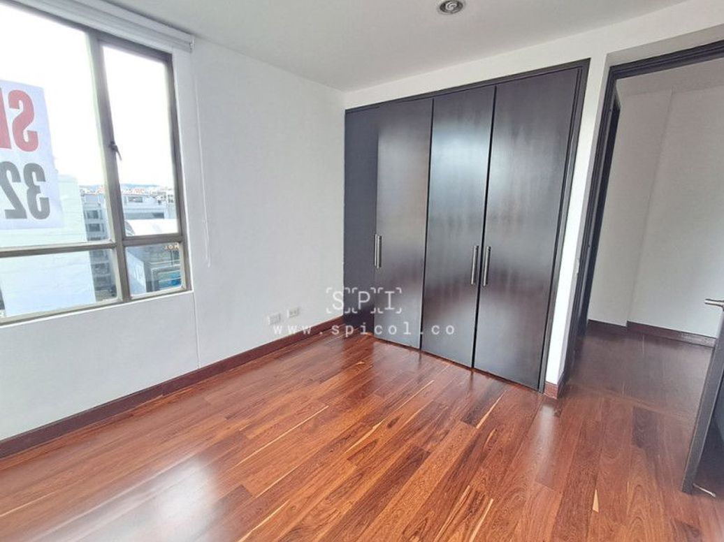 Apartamento de 3 alcobas en venta en Los Alpes, Bogotá, 140 m² · foto 14 de 17