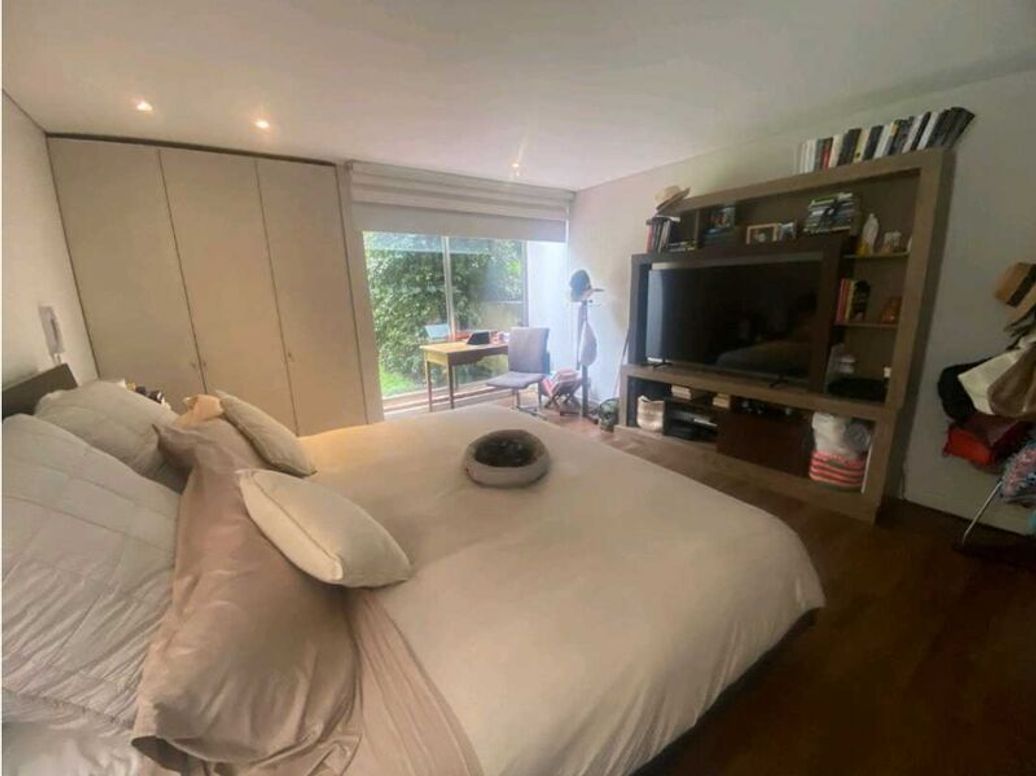 Apartamento de 3 alcobas en venta en El Refugio, Bogotá, 183 m² · foto 15 de 20