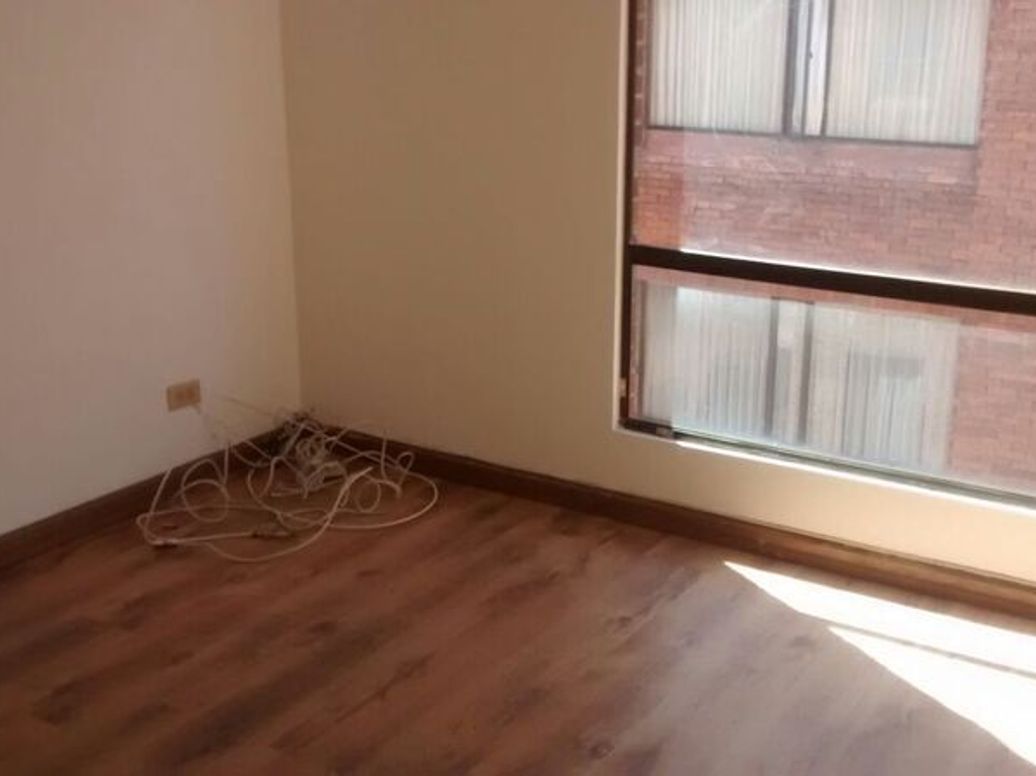 Apartamento de 3 alcobas en venta en Rincon Del Chicó, Bogotá, 115 m² · foto 3 de 9
