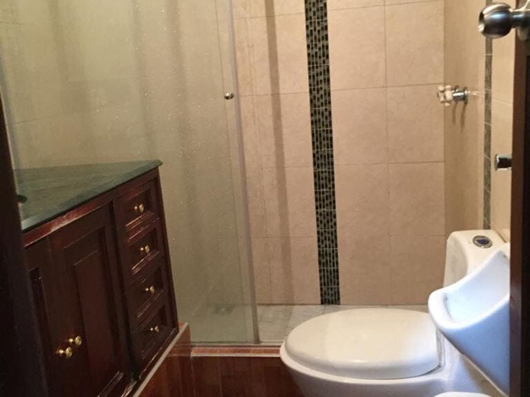 Casa de 12 alcobas en venta en Banco Central, Bogotá, 223 m² · foto 18 de 20
