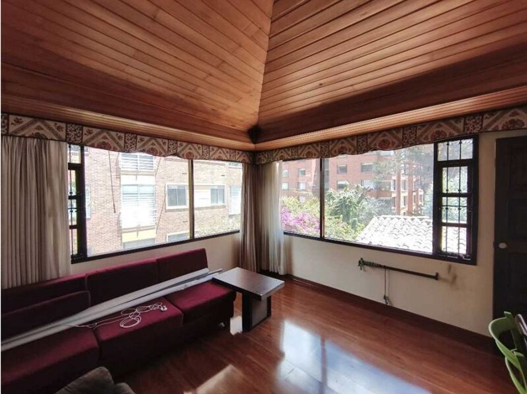 Casa de 5 alcobas en venta en Niza Suba, Bogotá, 408 m² · foto 16 de 20