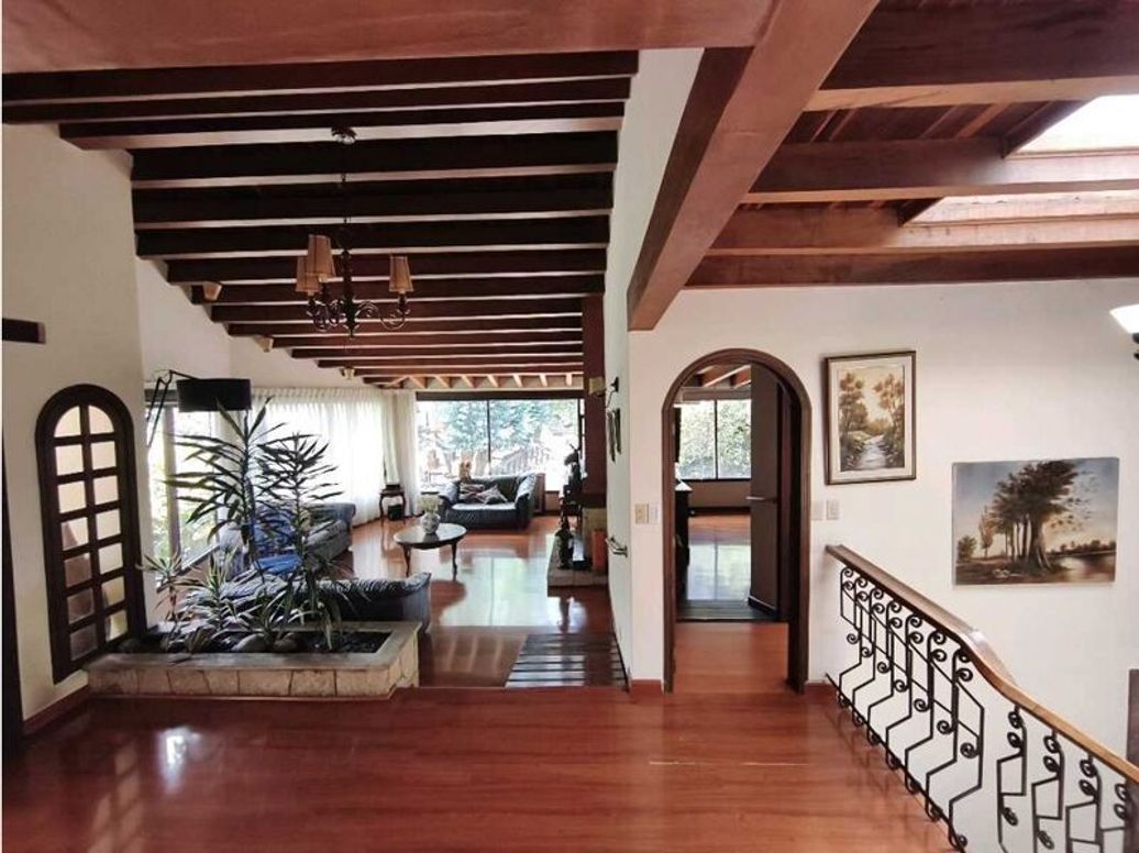 Casa de 5 alcobas en venta en Niza Suba, Bogotá, 408 m² · foto 8 de 20