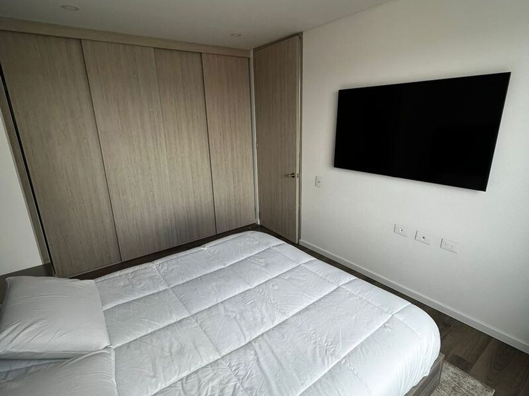 Apartamento de 2 alcobas en venta en Cedritos, Bogotá, 91 m² · foto 13 de 17