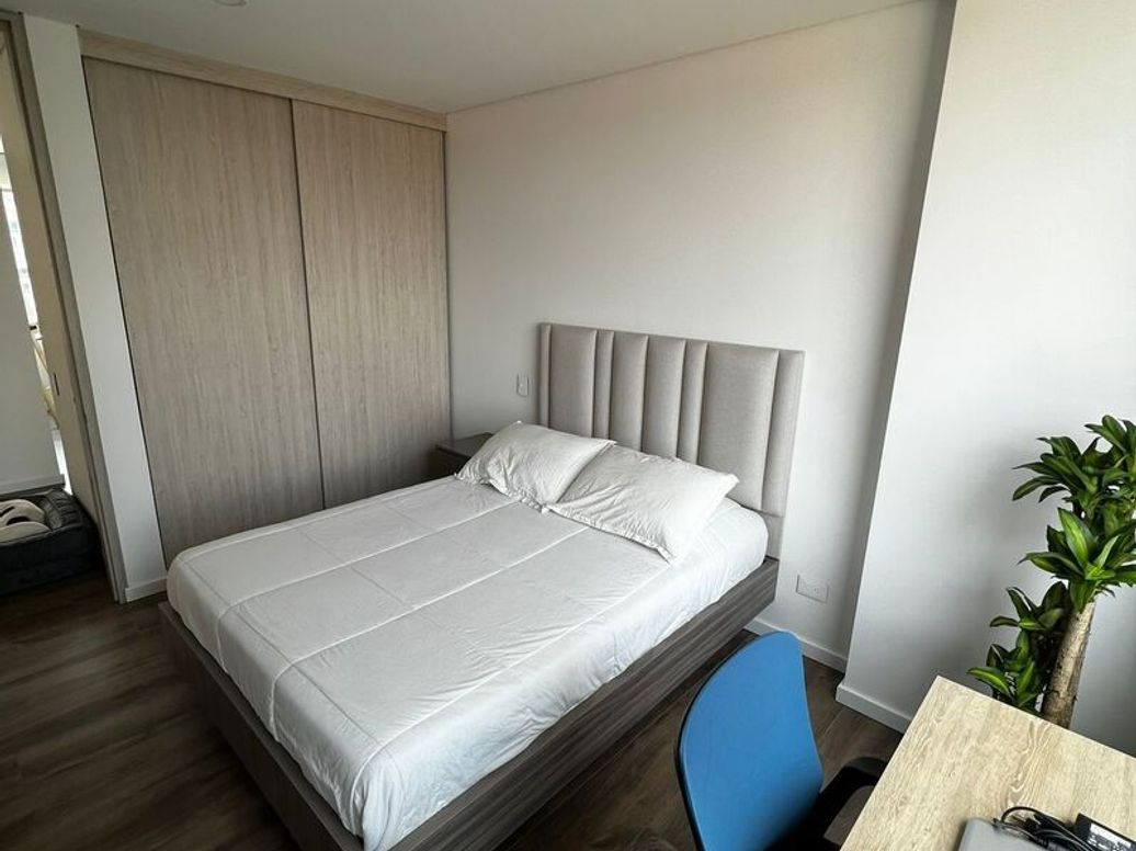 Apartamento de 2 alcobas en venta en Cedritos, Bogotá, 91 m² · foto 10 de 17