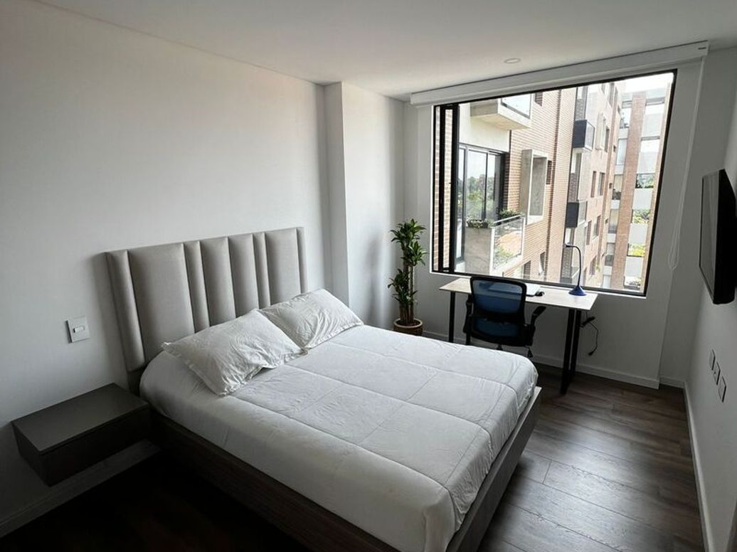 Apartamento de 2 alcobas en venta en Cedritos, Bogotá, 91 m² · foto 14 de 17