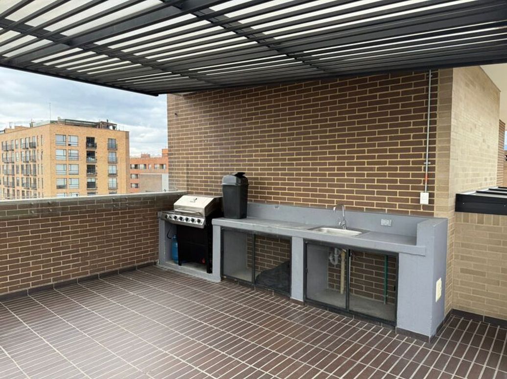 Apartamento de 2 alcobas en venta en Cedritos, Bogotá, 91 m² · foto 16 de 17