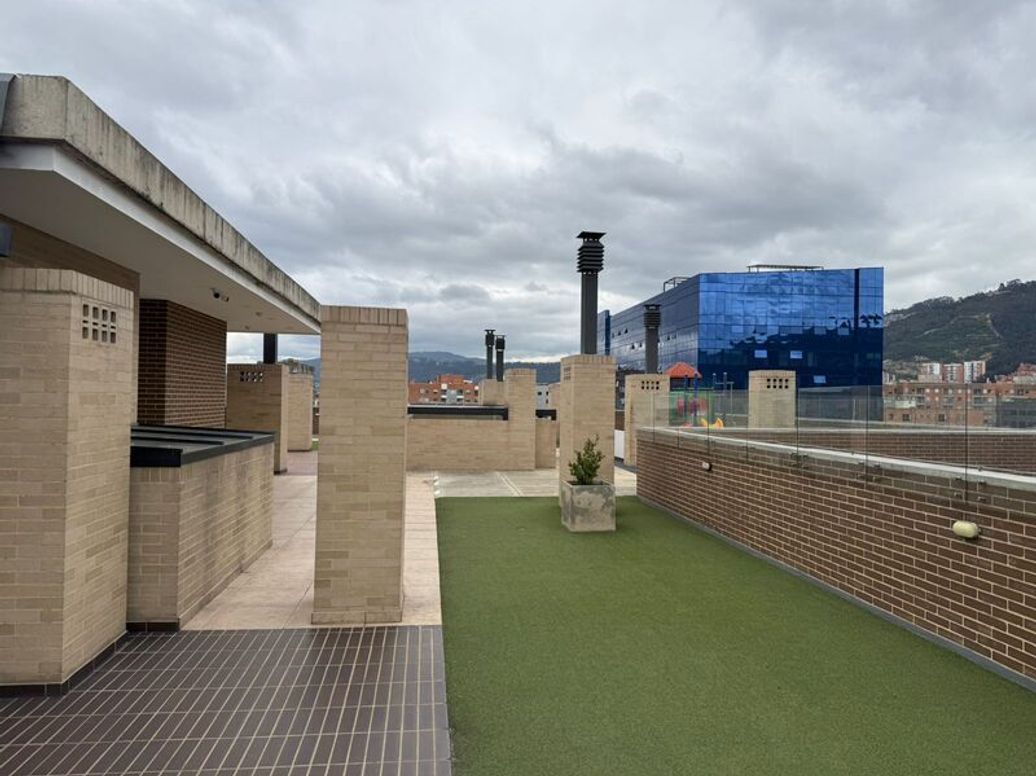 Apartamento de 2 alcobas en venta en Cedritos, Bogotá, 91 m² · foto 15 de 17