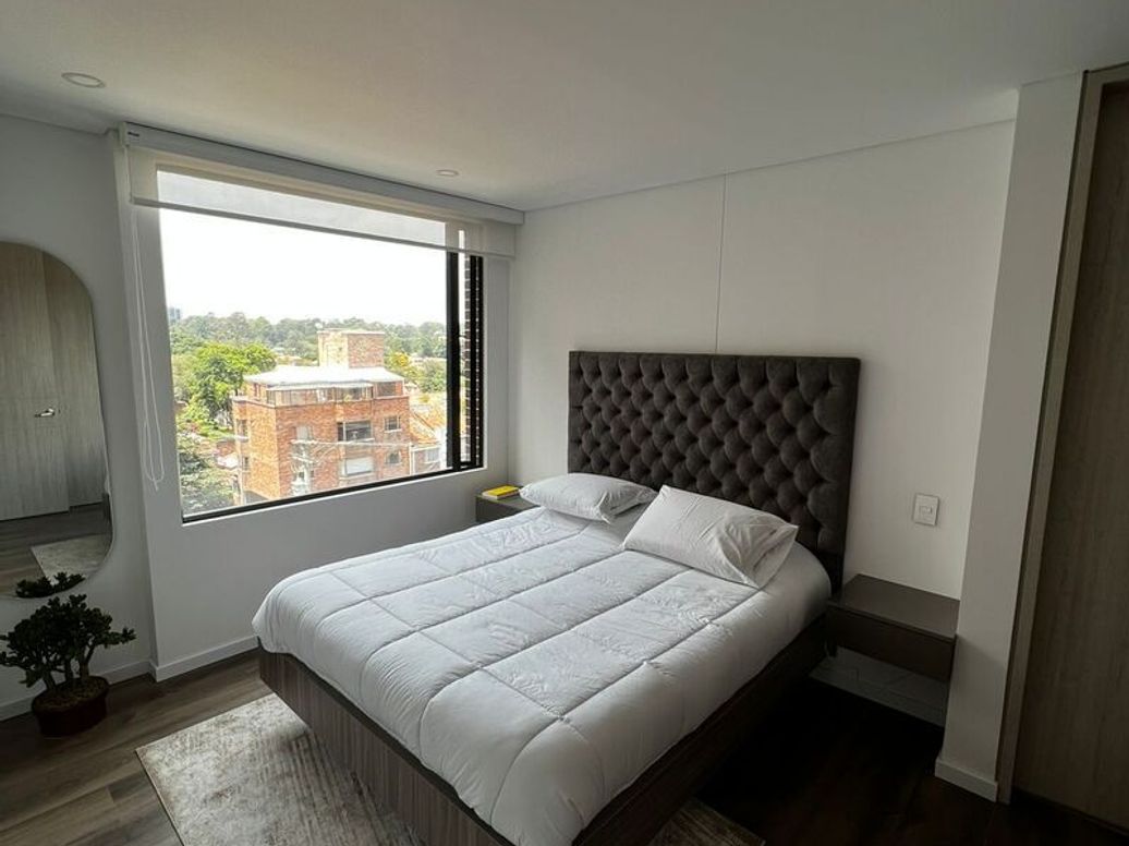 Apartamento de 2 alcobas en venta en Cedritos, Bogotá, 91 m² · foto 12 de 17