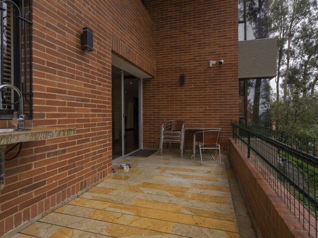 Apartamento de 3 alcobas en venta en Monte Arroyo, Bogotá, 230 m² · foto 6 de 20