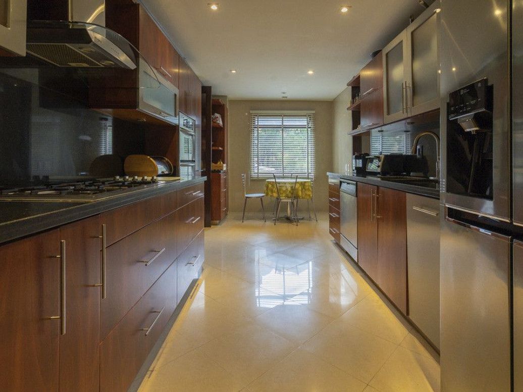 Apartamento de 3 alcobas en venta en Monte Arroyo, Bogotá, 230 m² · foto 10 de 20