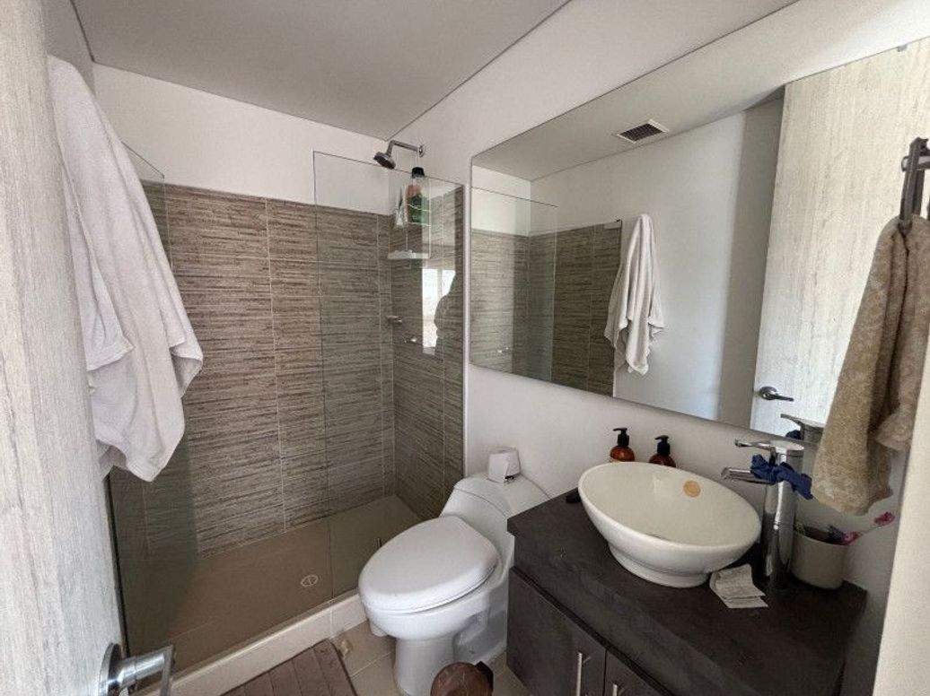 Apartamento de 1 alcoba en venta en Acacias Usaquen, Bogotá, 40 m² · foto 5 de 9