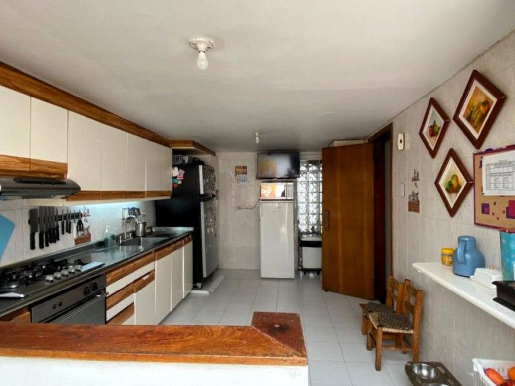 Casa de 3 alcobas en venta en Los Andes, Bogotá, 206 m² · foto 13 de 20