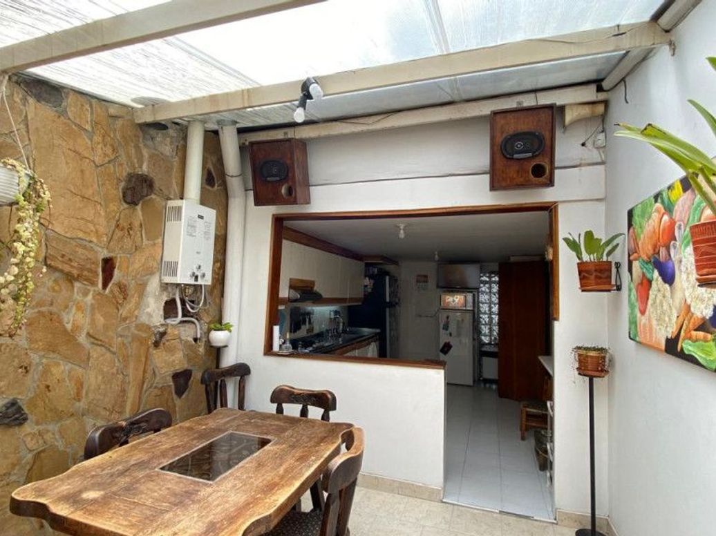 Casa de 3 alcobas en venta en Los Andes, Bogotá, 206 m² · foto 3 de 20